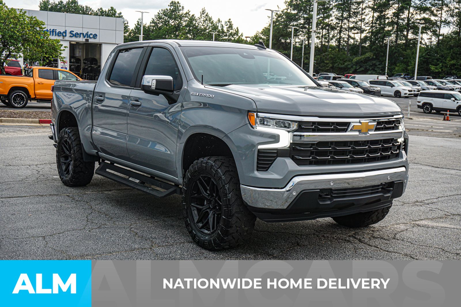 Used 2024 Gray Chevrolet LT image 6