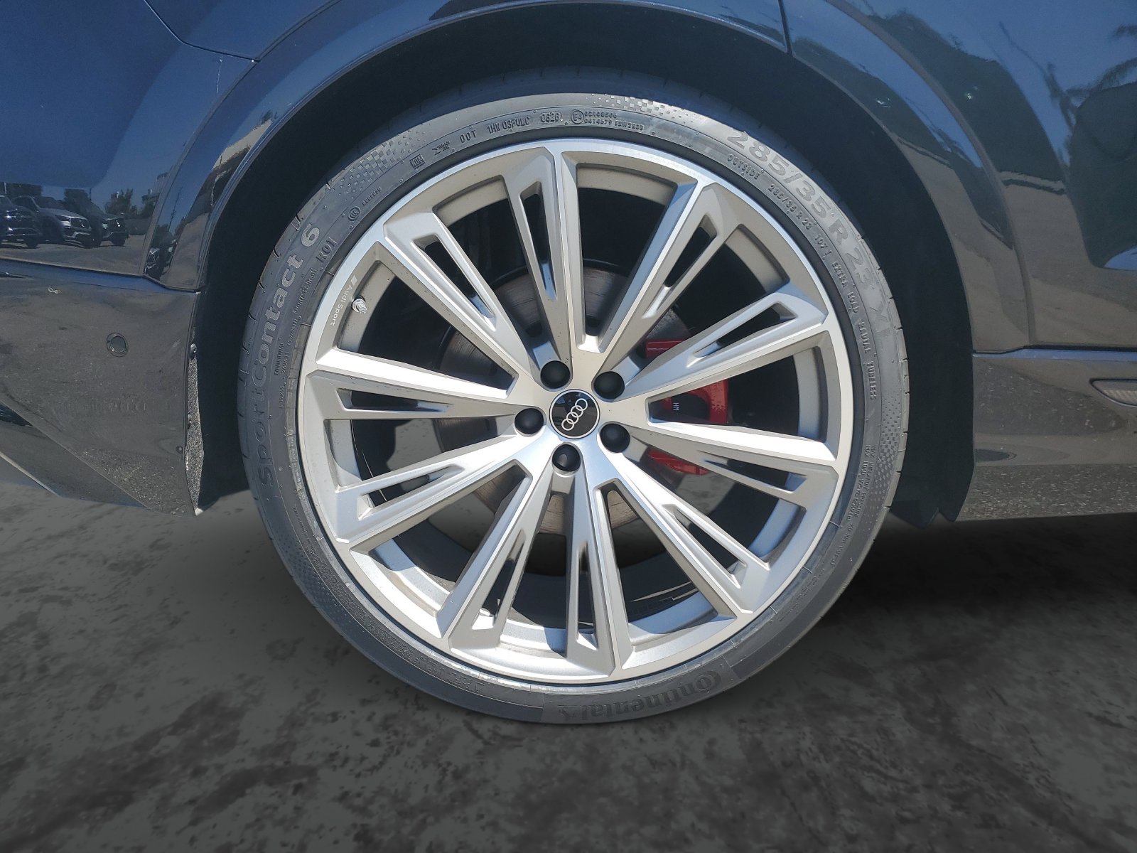 Vehicle photo