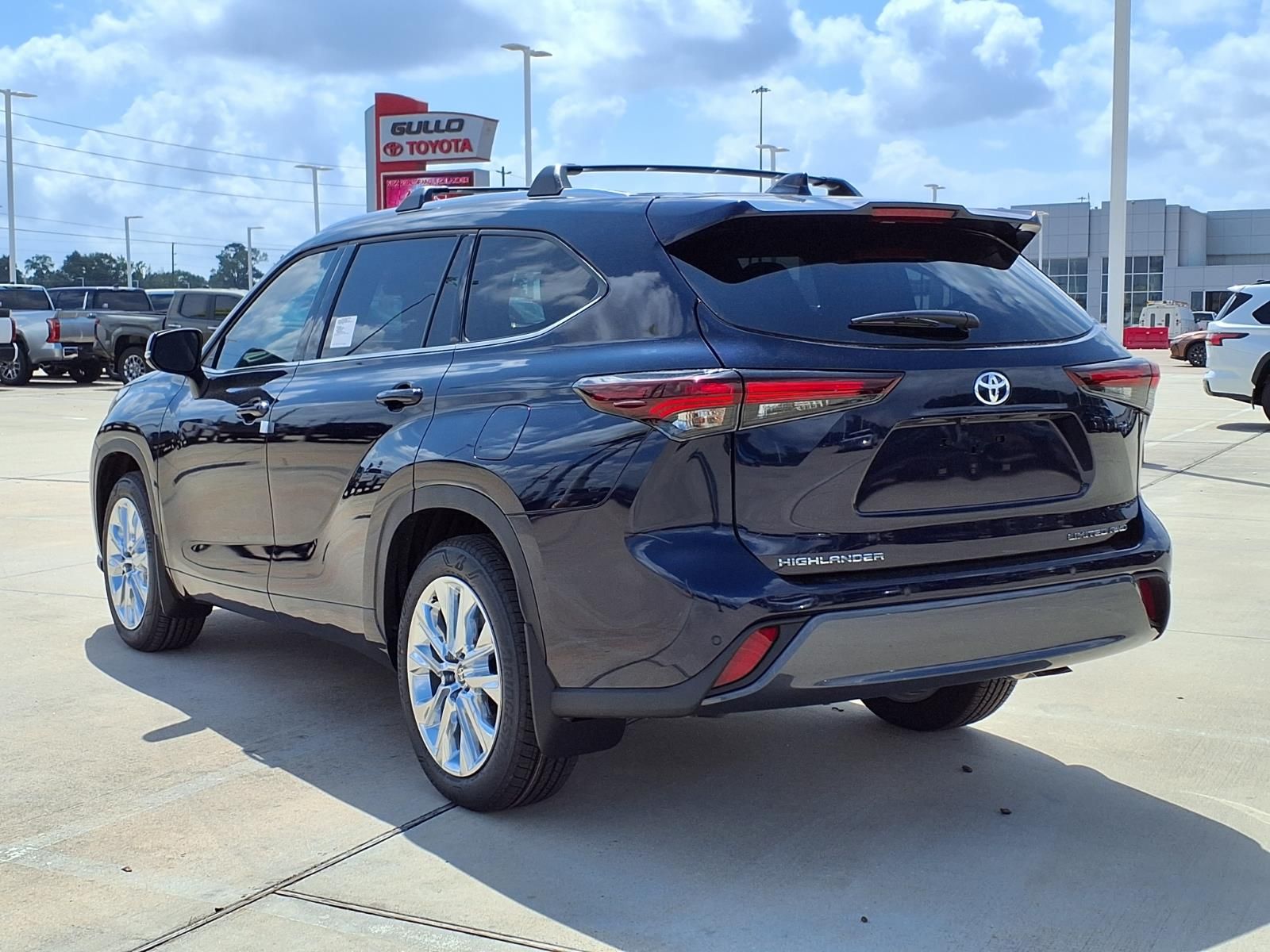 2026 Toyota Highlander Limited - 1