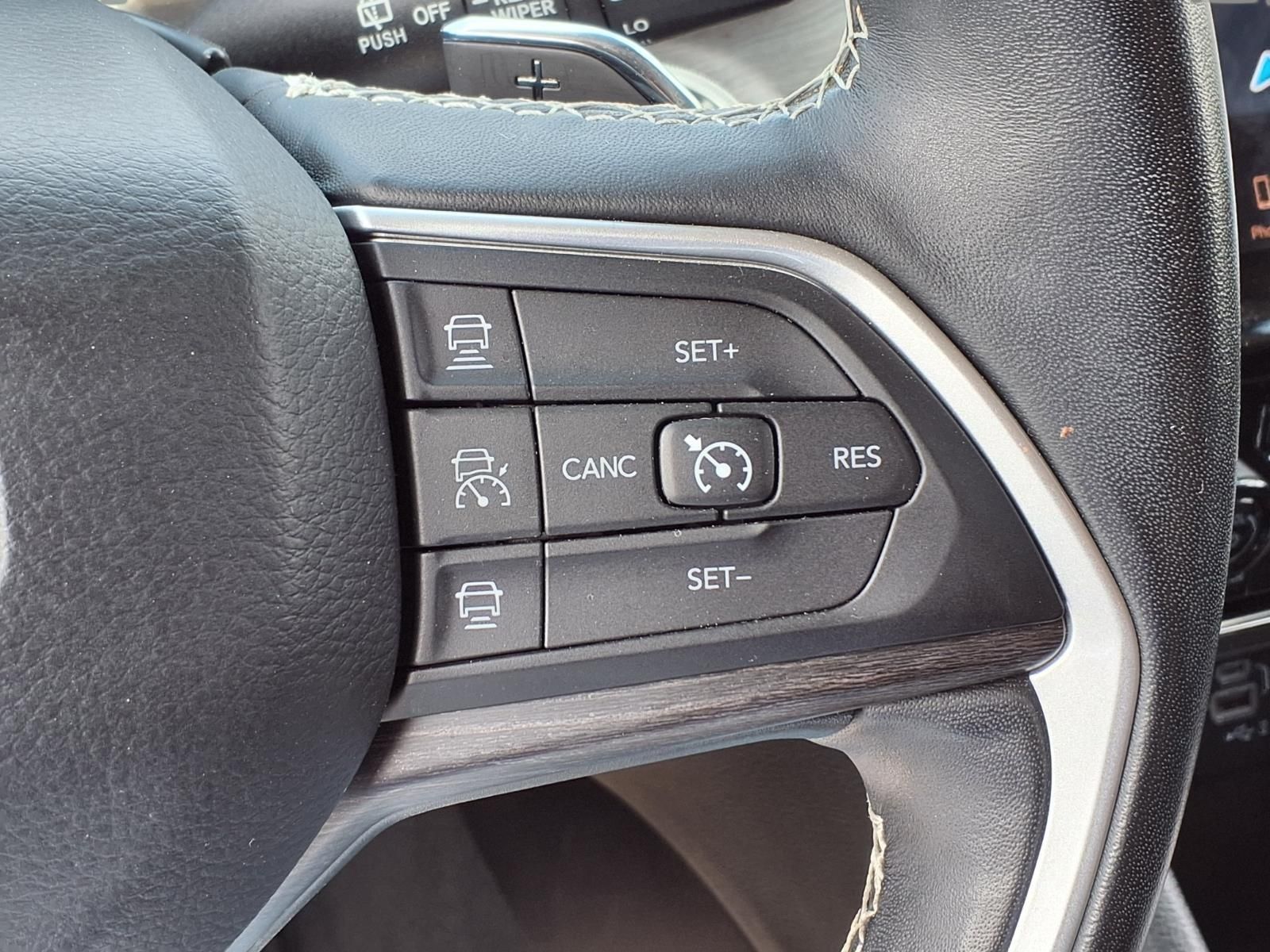 2021 Jeep Grand Cherokee L Limited Red at Victoria Chrysler Dodge Jeep Ram