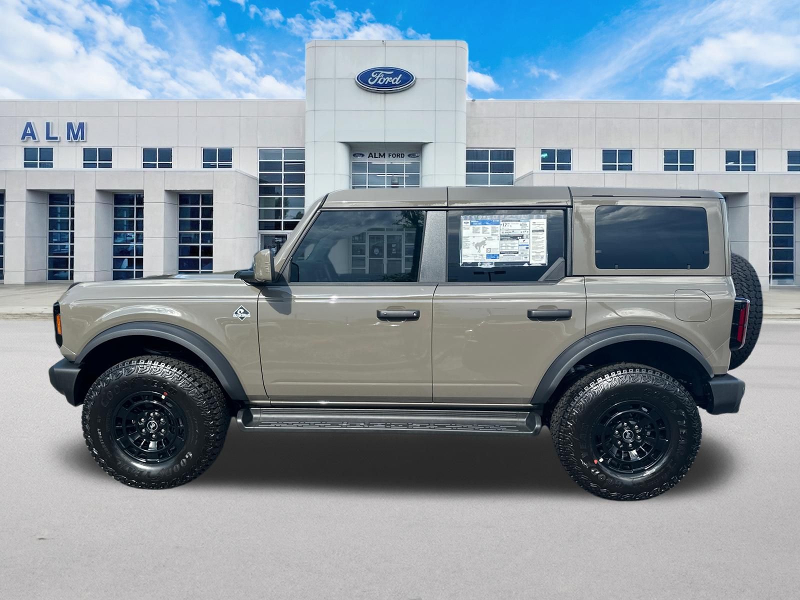 New 2026 Marsh Gray Ford Outer Banks® image 9