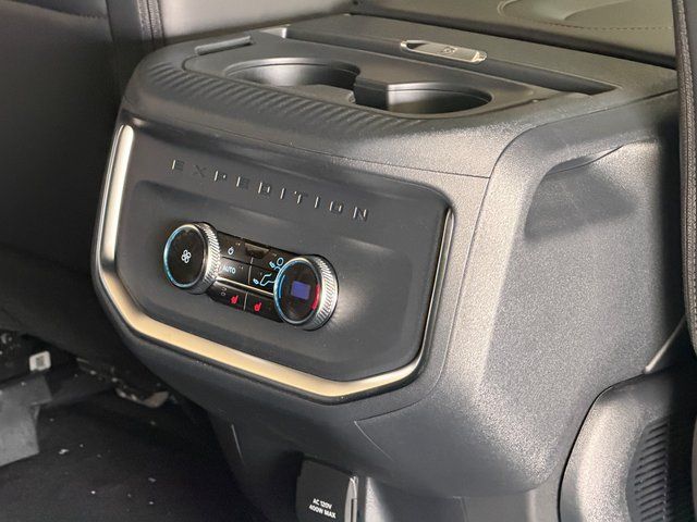 New 2026 Star White Metallic Tri-Coat Ford Tremor image 11