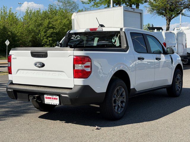 New 2026 Oxford White Ford XLT image 3