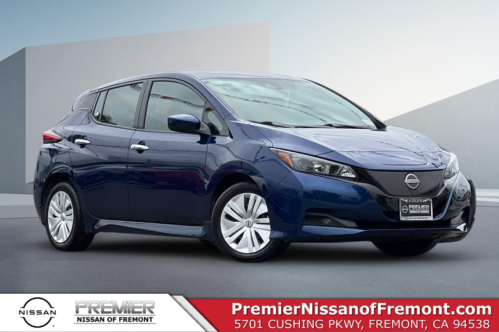 2025 Nissan LEAF S FWD