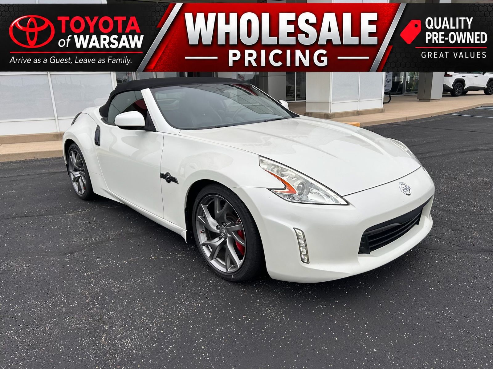 Pearl White 2017 Nissan 370Z Convertible Rear-Wheel Drive 7-Speed Automatic