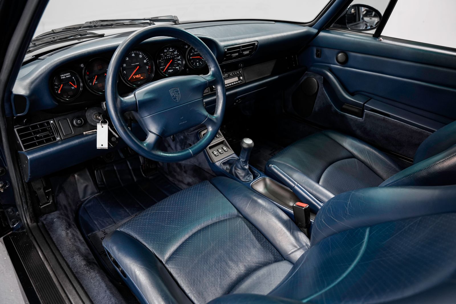 1996 Porsche 911 Carrera 4S — photo 8