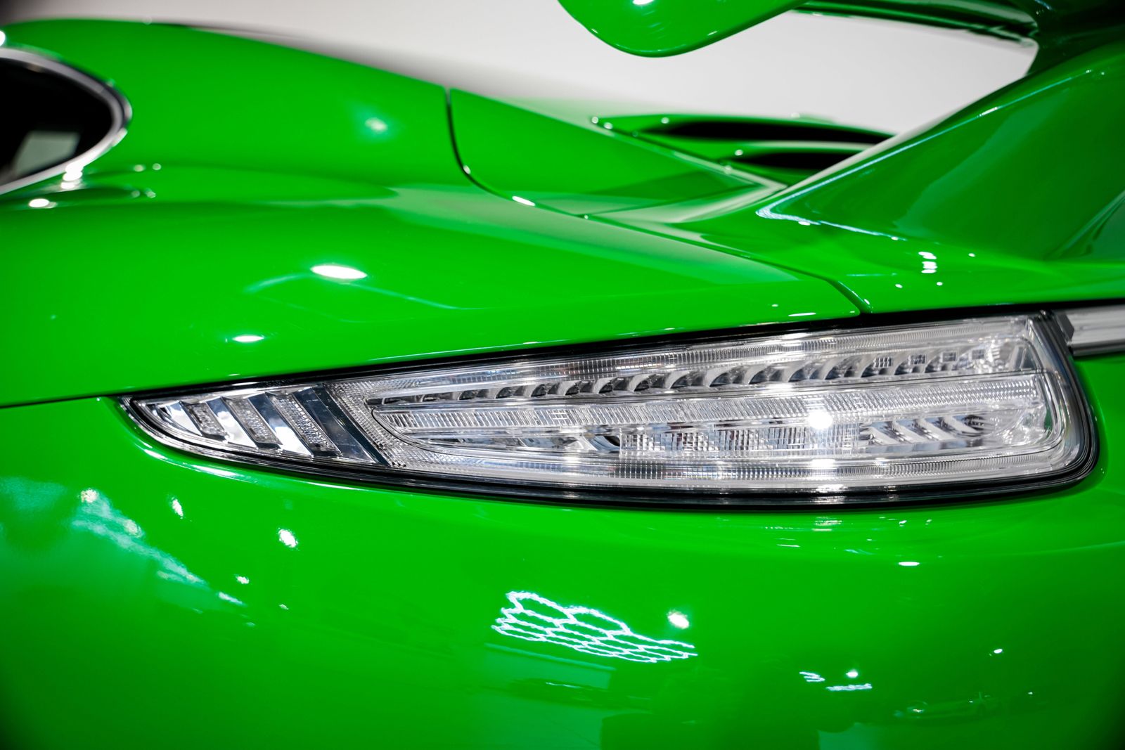 2014 Porsche 911 Carrera 4S — photo 36