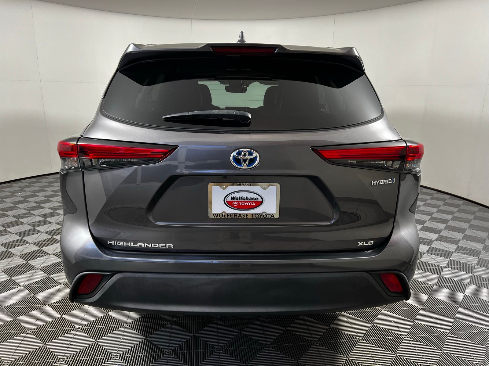 Thumbnail: 2021 Toyota Highlander - 6