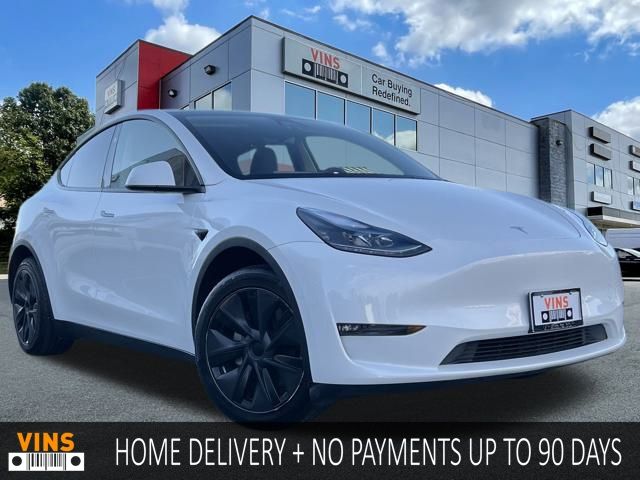2024 Tesla Model Y Long Range's photo