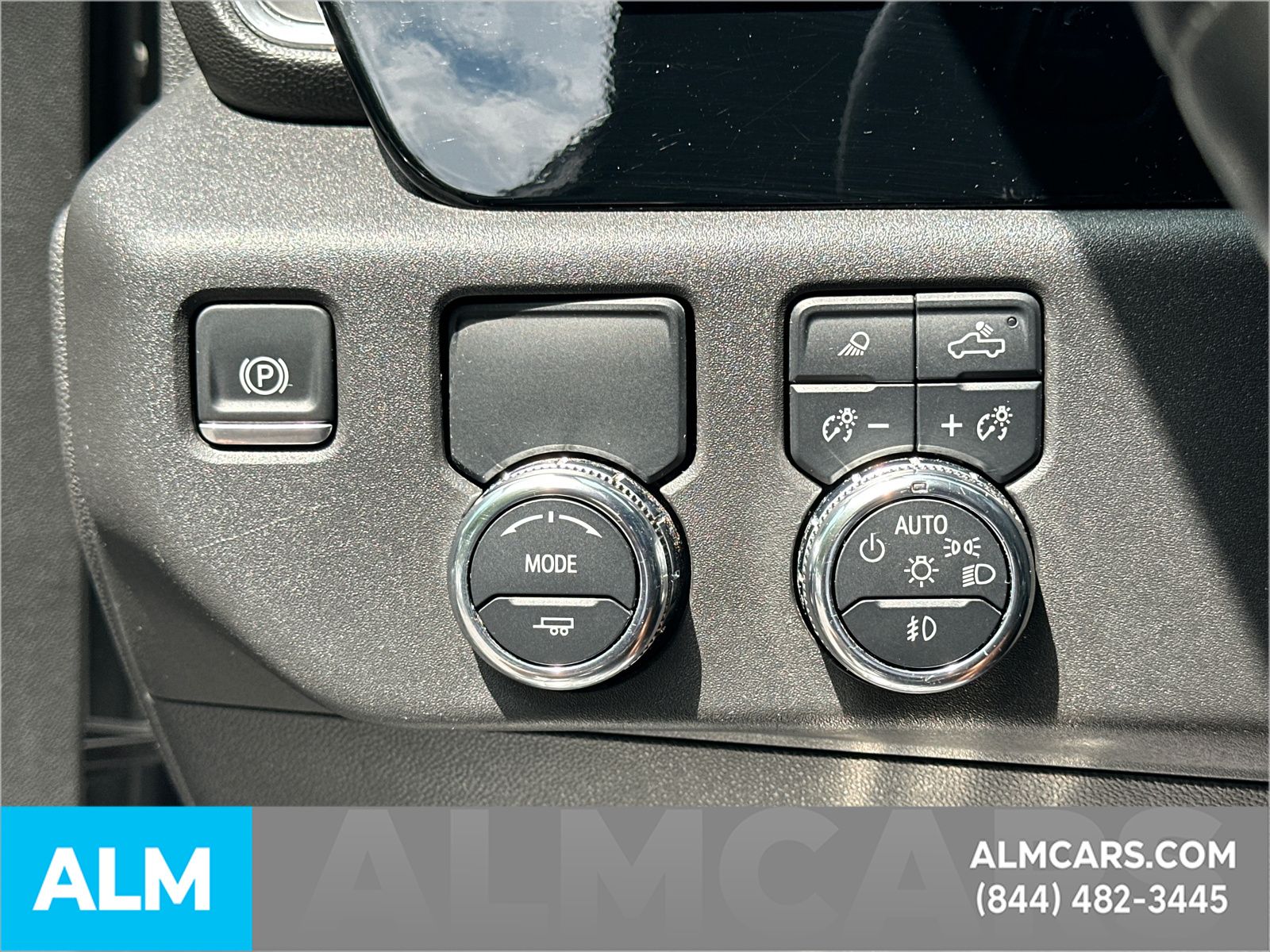 Used 2025 Sterling GMC SLT image 37