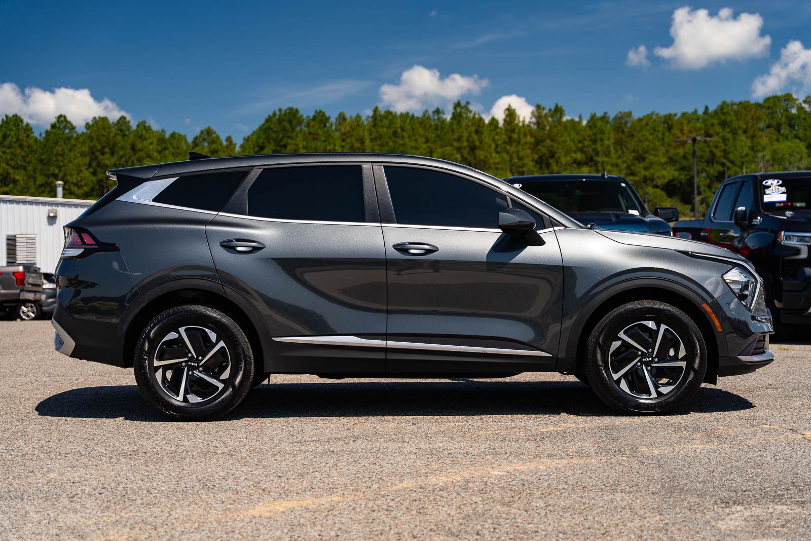 Used 2023 Kia Sportage Hybrid SUV