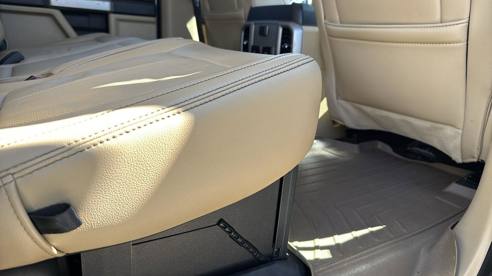 Used Car 2021 Ford F-450sd  Lariat For Sale Under $70,000 In Austin, Texas