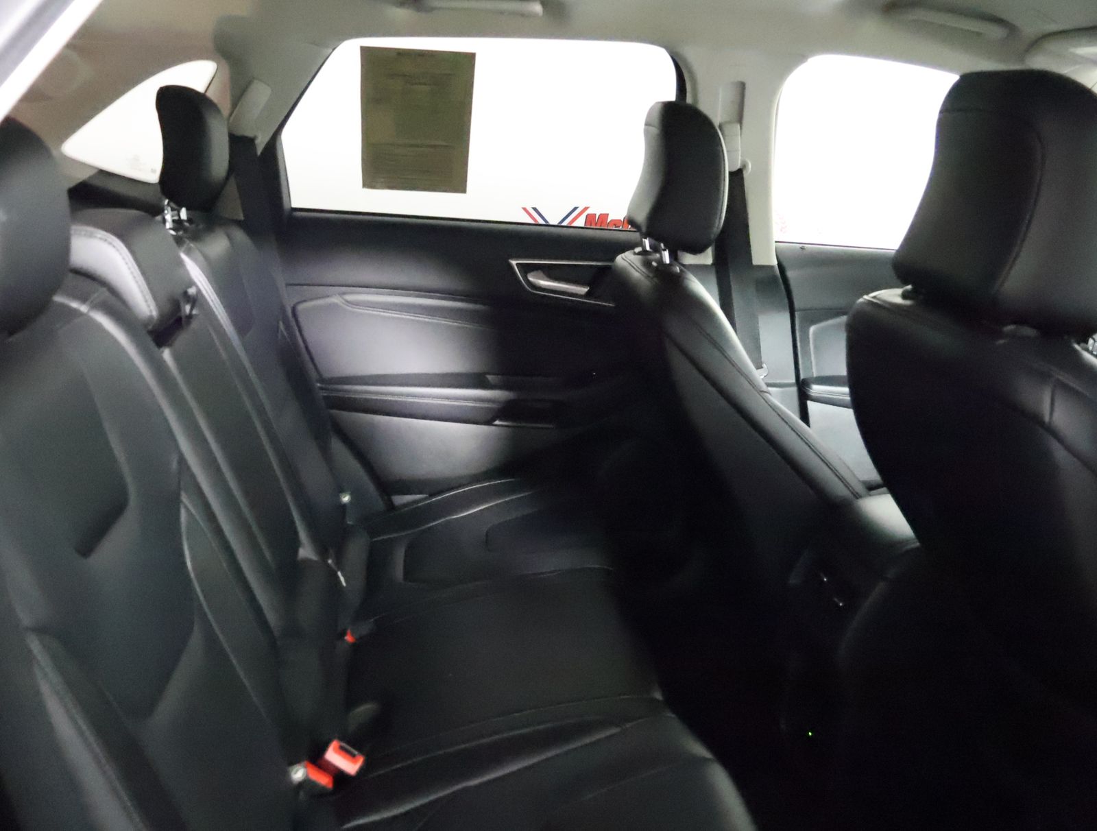 2022 Ford Edge Titanium photo