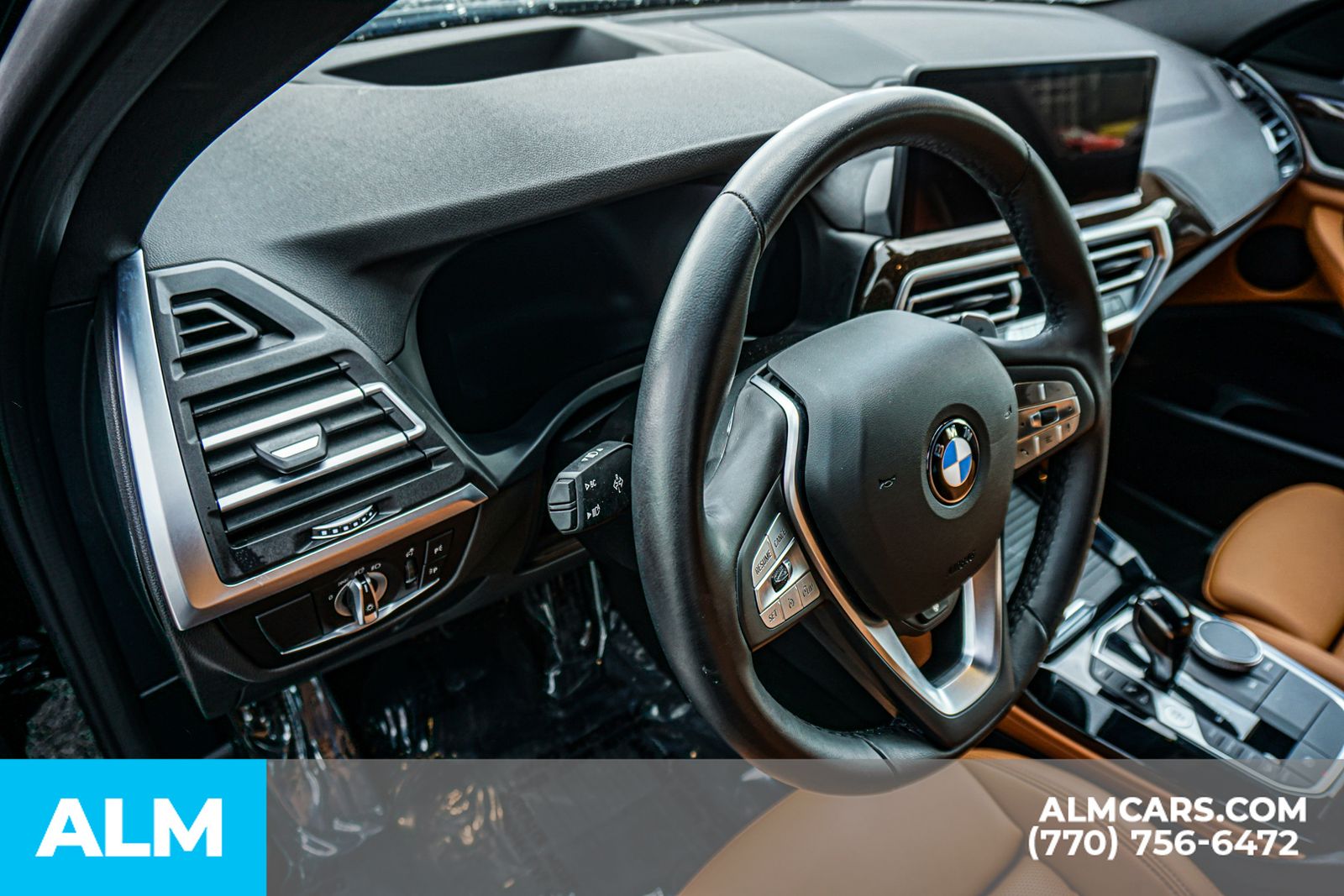Used 2025 Black BMW xDrive30i image 37