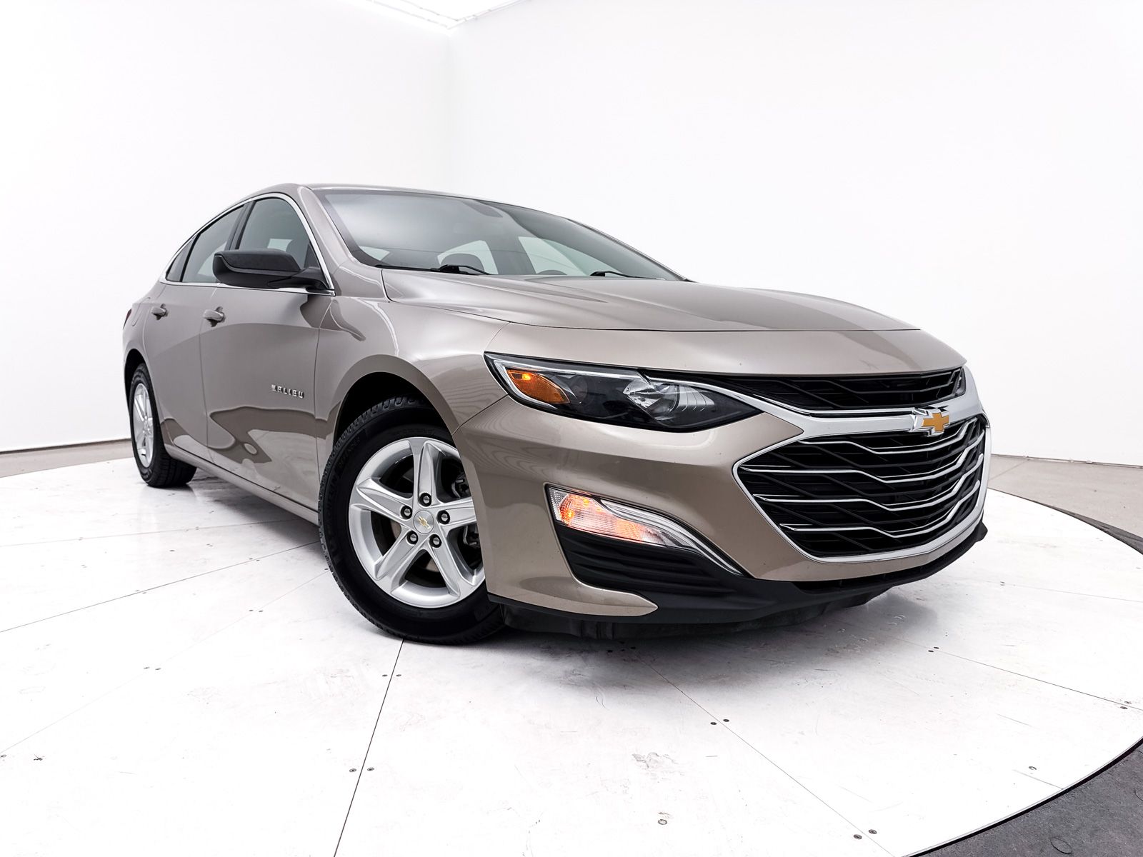 2022 Chevrolet Malibu LS