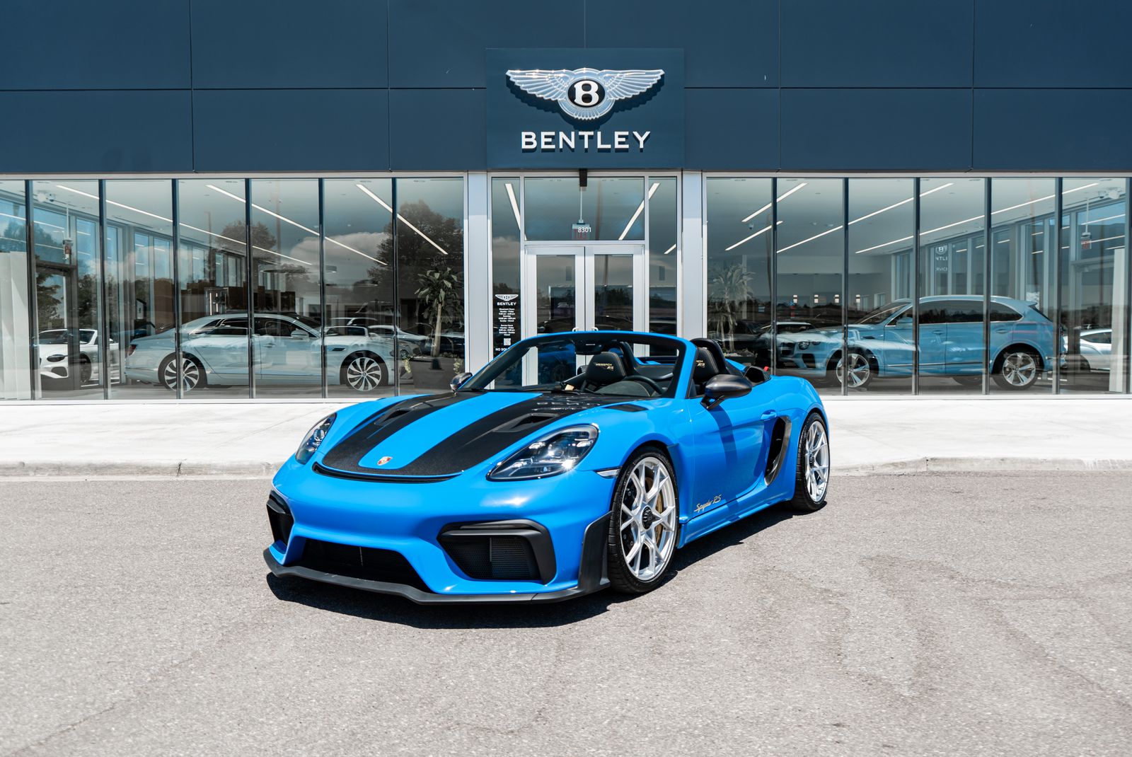 2025 Porsche 718 Spyder RS's photo