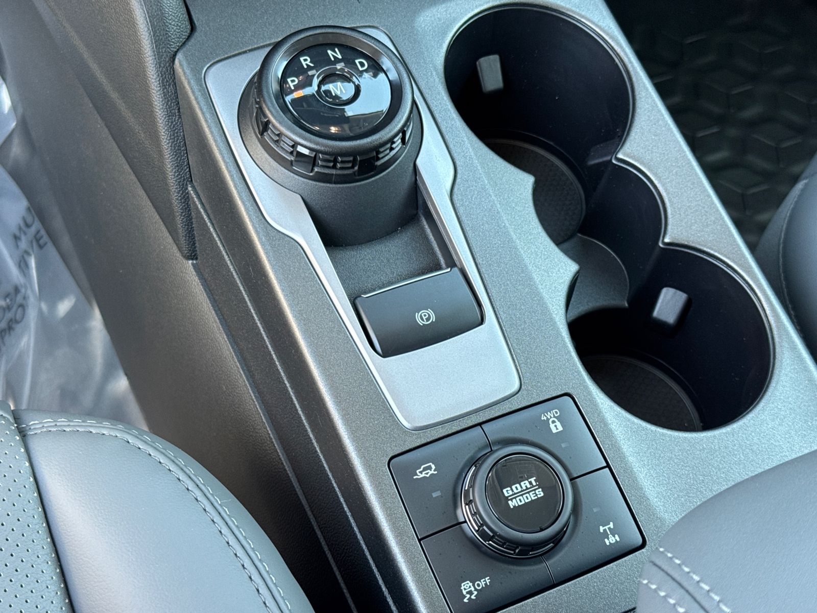 New 2026 Carbonized Gray Metallic Ford Badlands® image 32