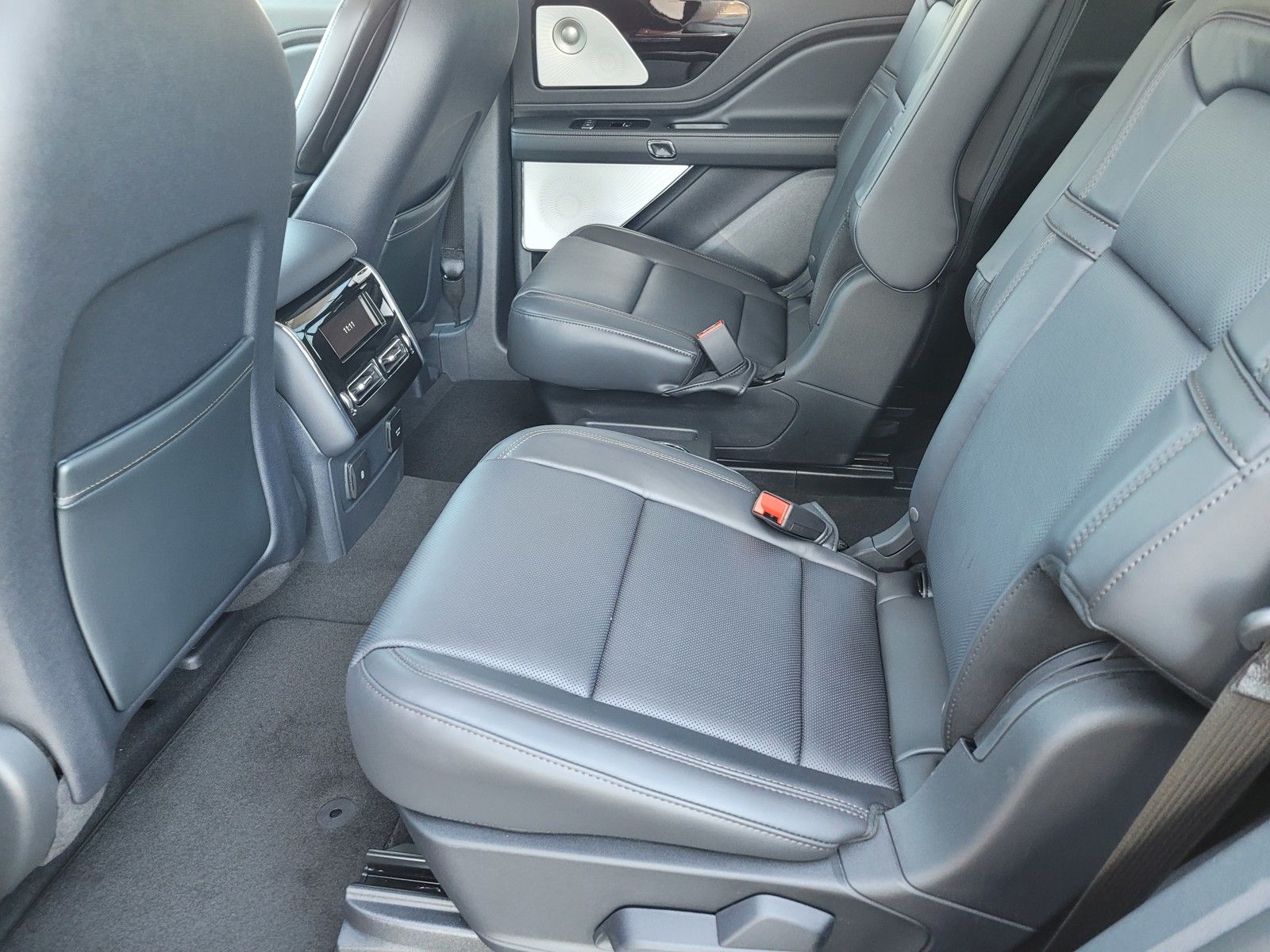 New 2026 Red Lincoln Reserve image 7