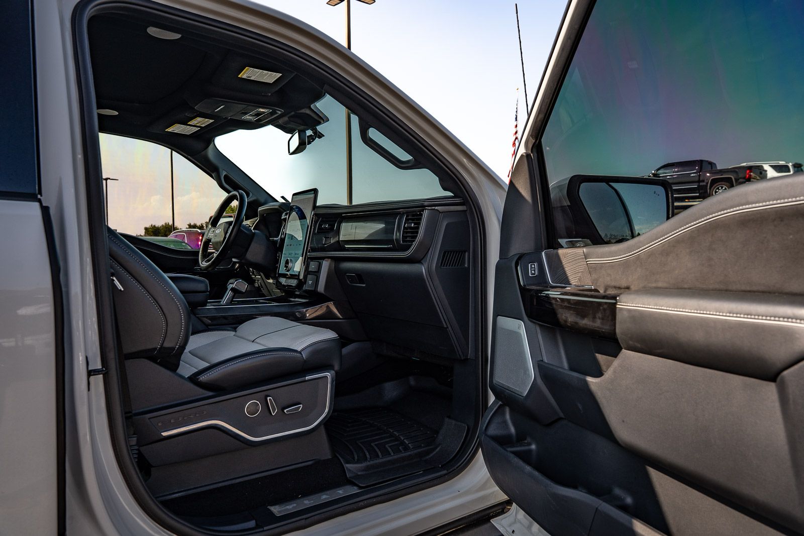 Used 2022 Ford F-150 Lightning Truck