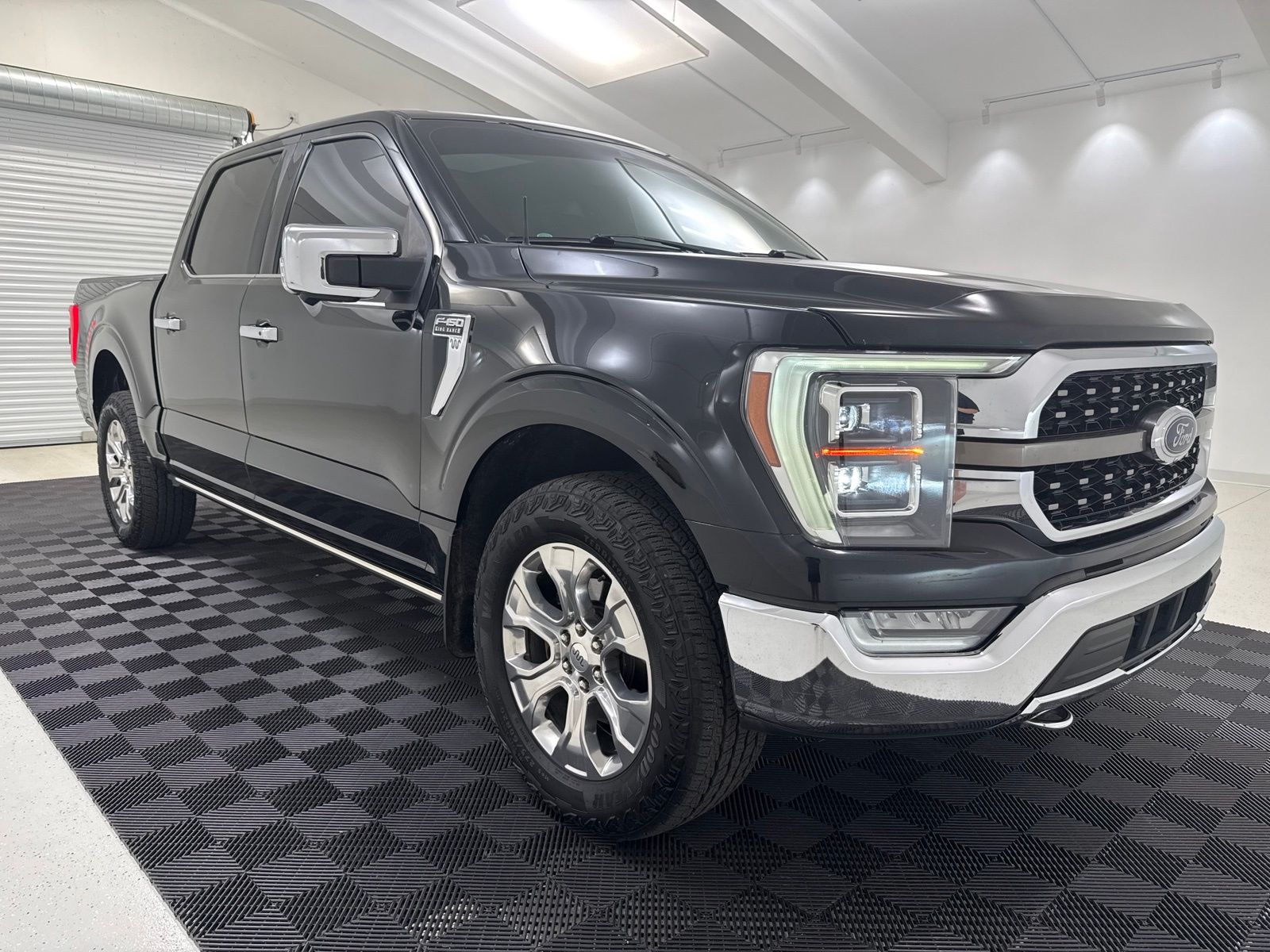 Black Metallic 2021 Ford F-150 King Ranch SuperCrew 4WD Pickup Truck Four-Wheel Drive Automatic