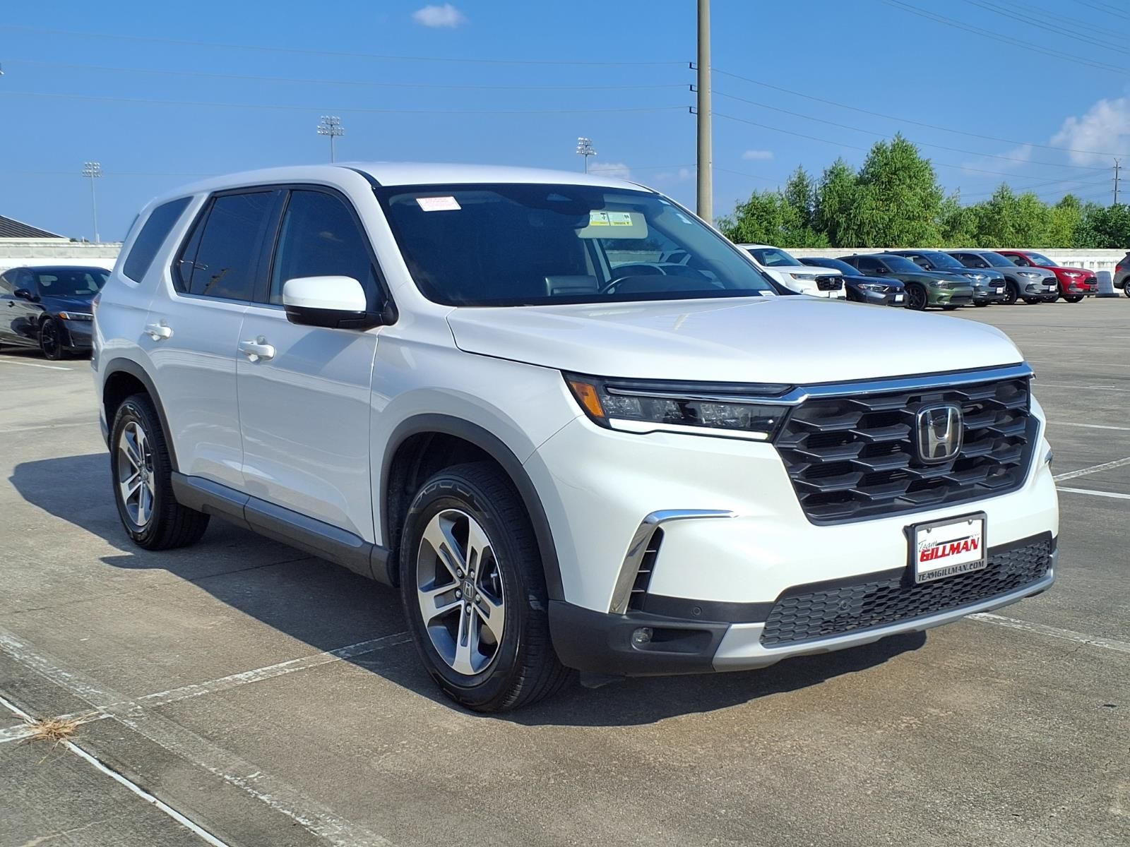 Platinum White Pearl 2025 Honda Pilot SUV / Crossover Front-Wheel Drive Automatic