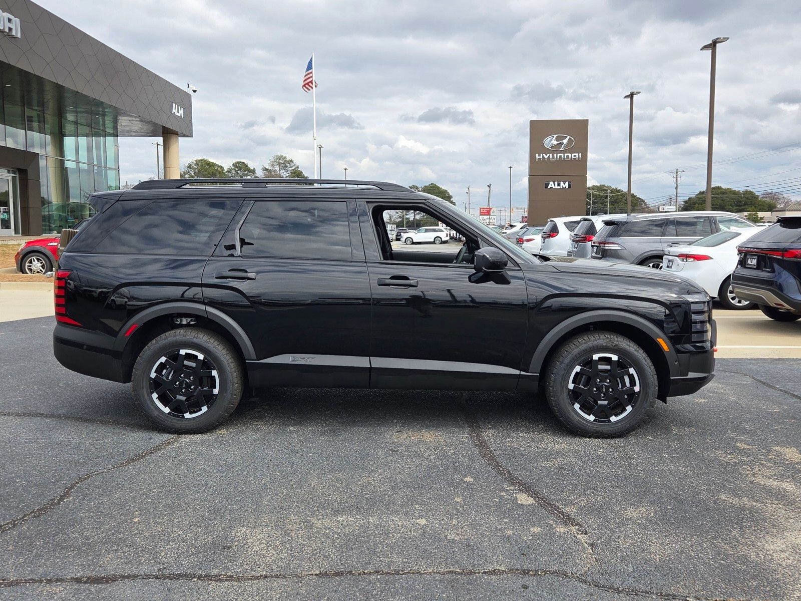 New 2026 Black HYUNDAI XRT Pro image 15
