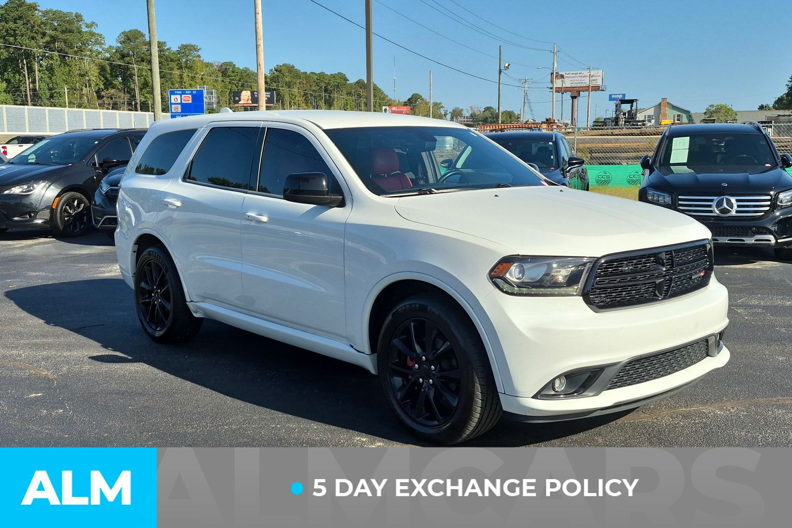 2018 Dodge Durango SXT photo 3