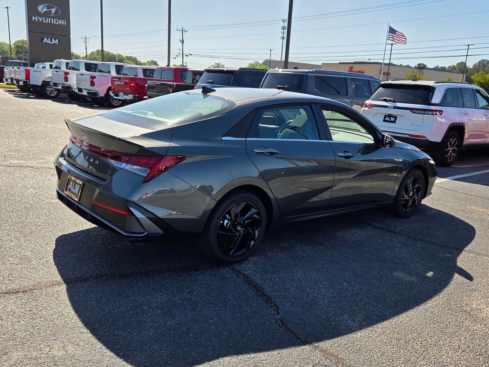New 2026 Gray HYUNDAI SEL Sport image 12