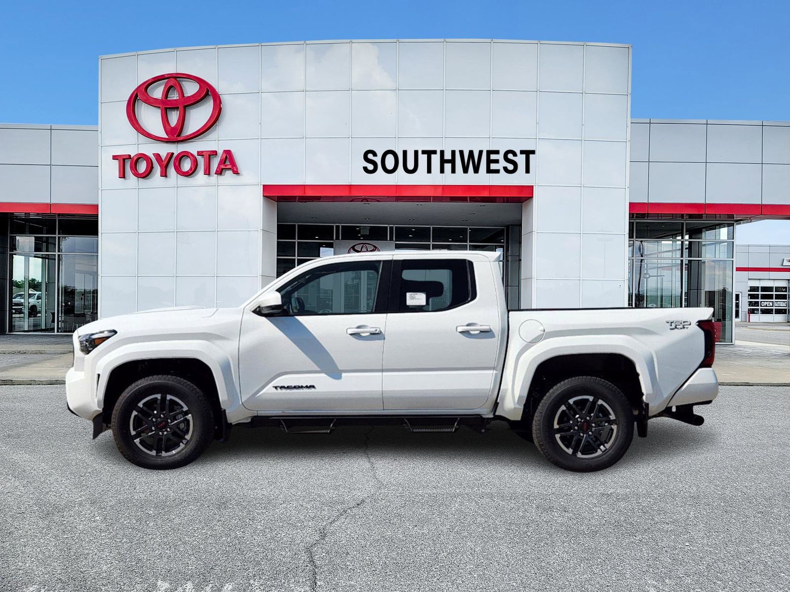 2024 Toyota Tacoma TRD Sport 3