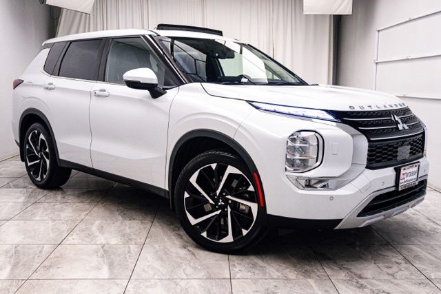 2022 Mitsubishi Outlander ES S-AWC