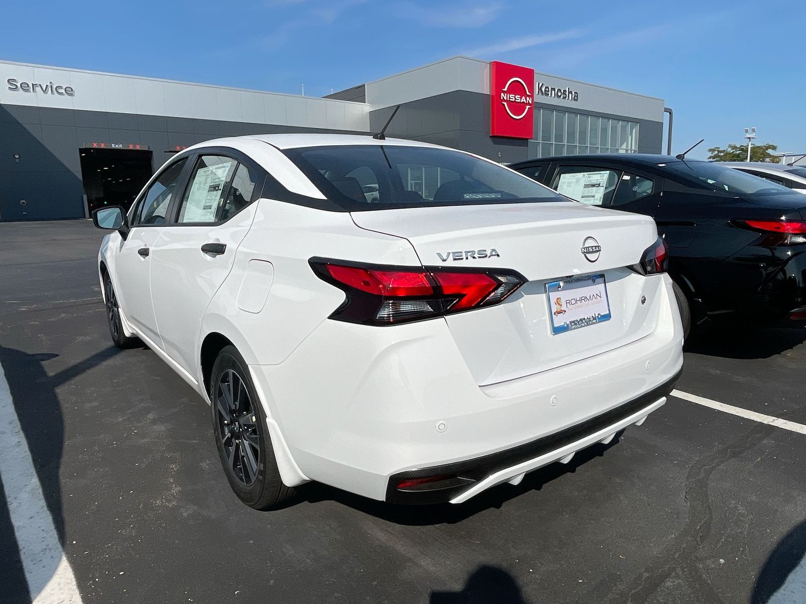 2024 Nissan Versa 1.6 S 27