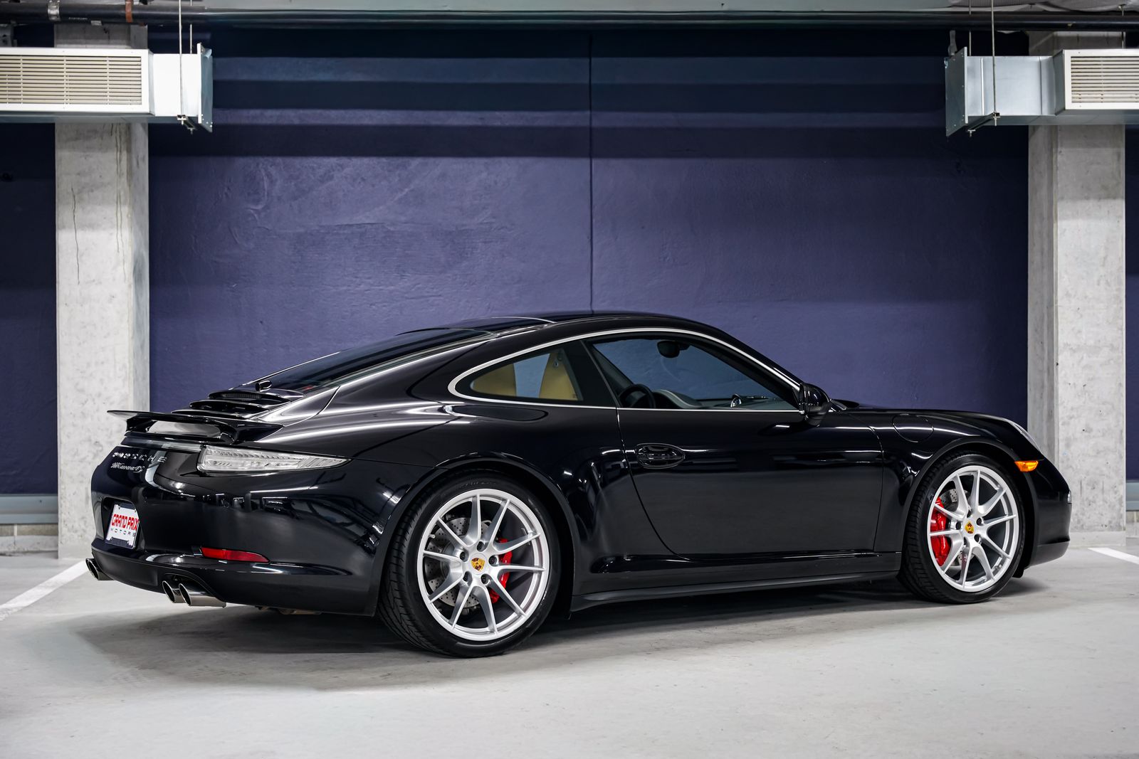2015 Porsche 911 Carrera 4S — photo 3
