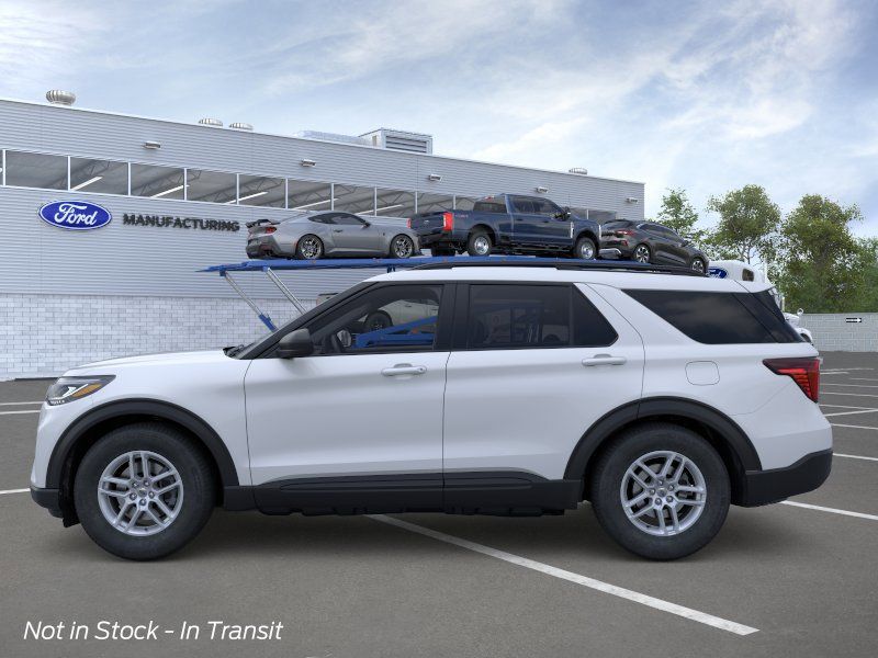 New 2026 Space White Metallic Ford Active image 5