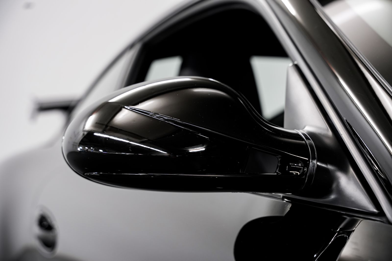 2010 Porsche 911 GT3 — photo 34