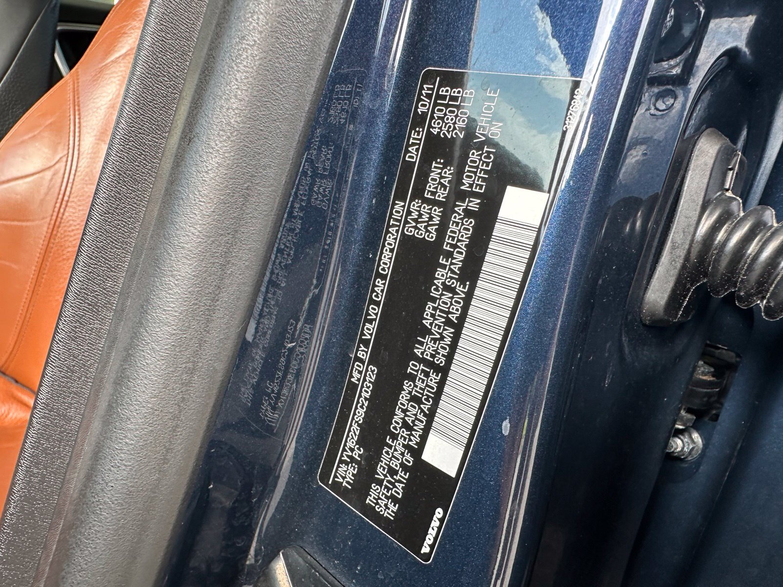 Used 2012 Blue Volvo T5 image 35