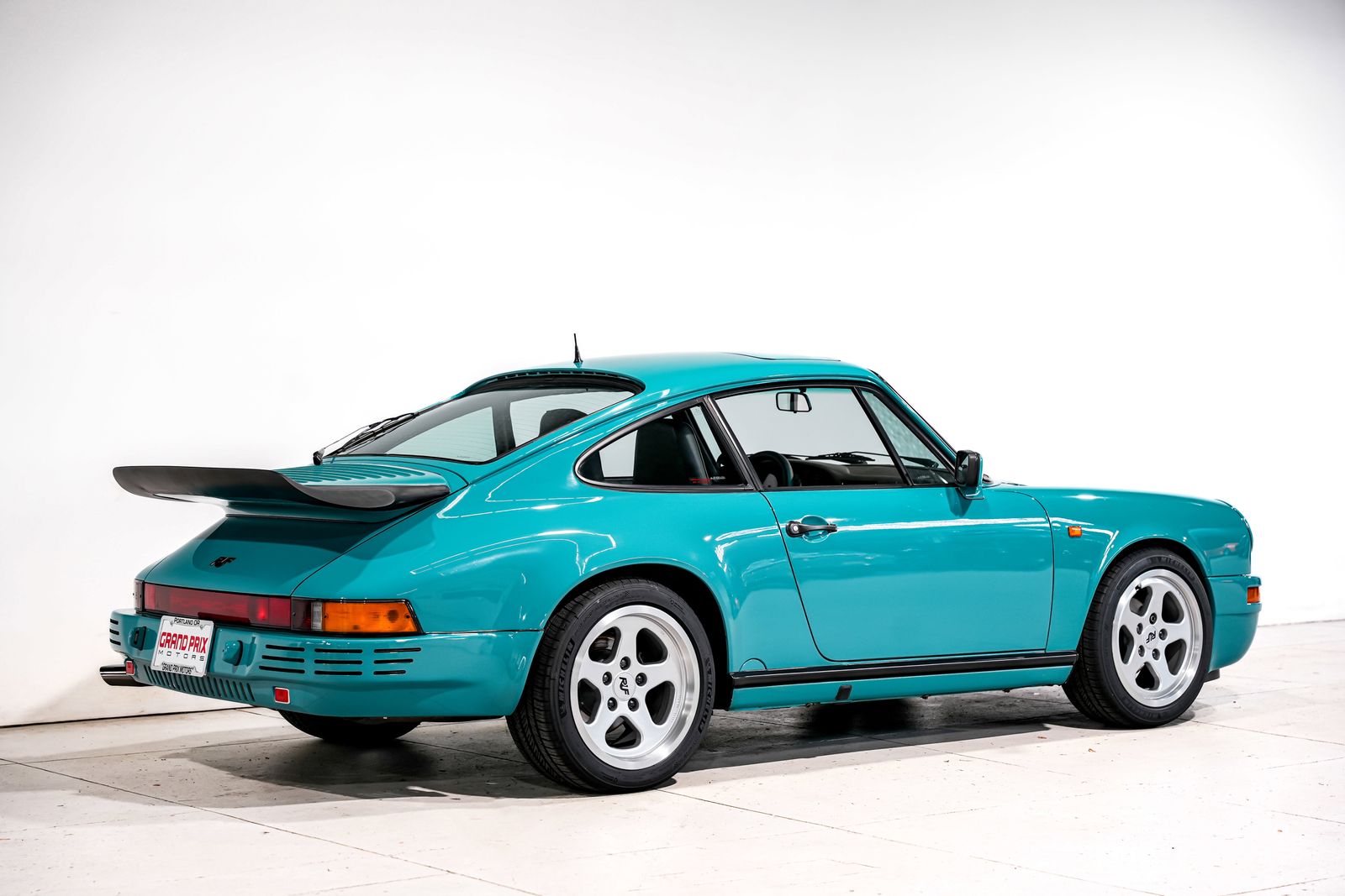 1988 Porsche 911 Carrera — photo 2