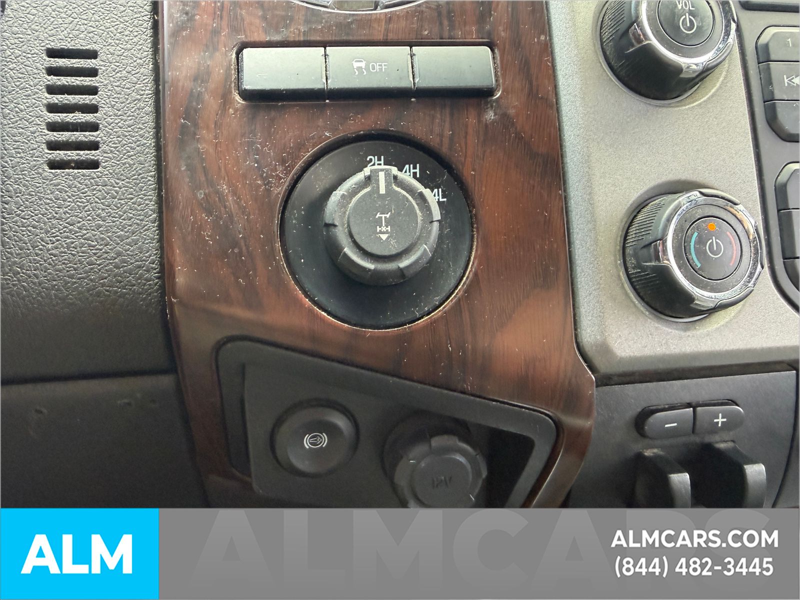 Used 2015 Black Ford Lariat image 18
