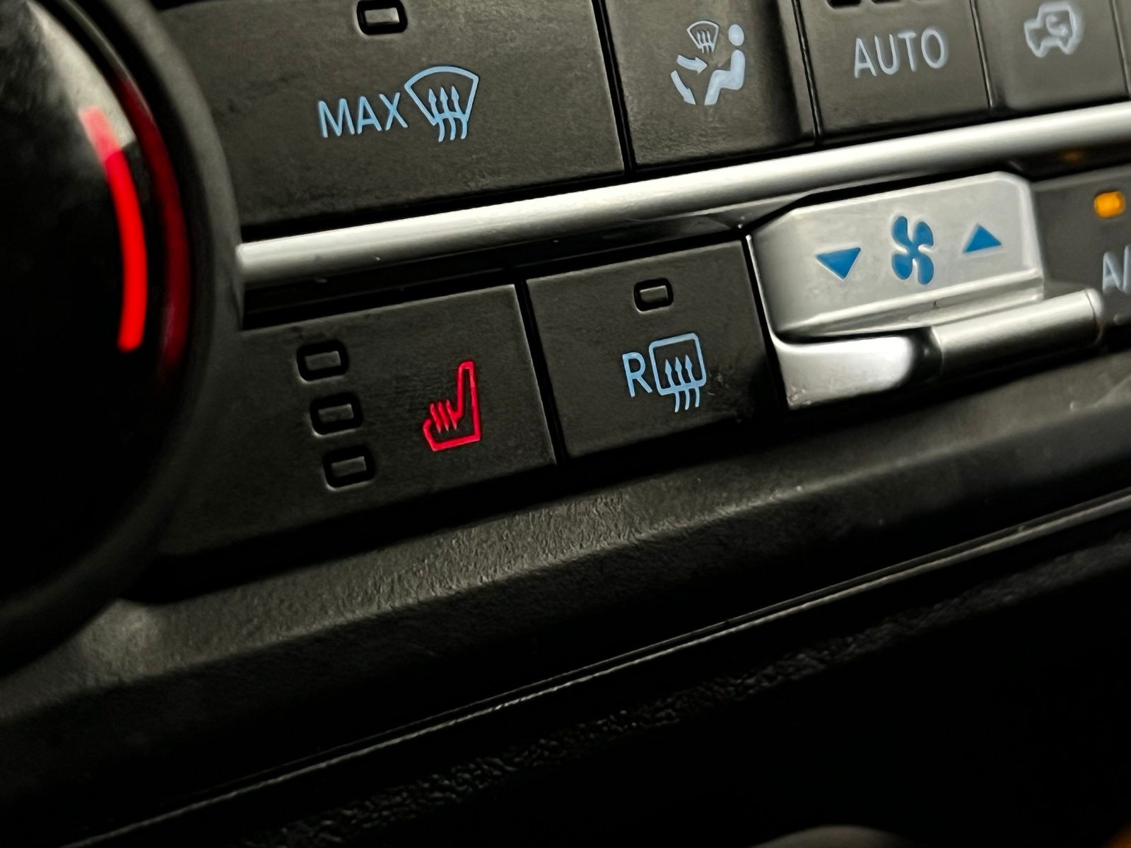 Thumbnail: 2022 Ford Bronco - 20