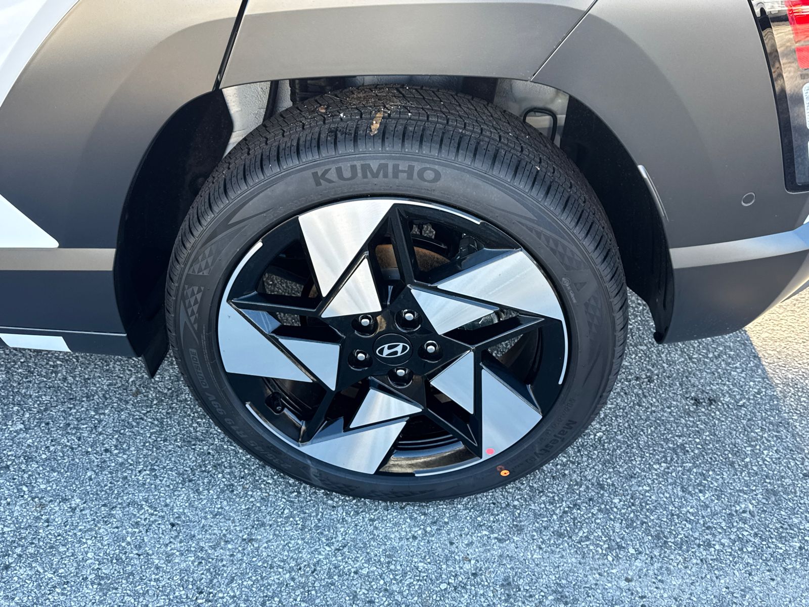 New 2026 White Hyundai Limited image 20