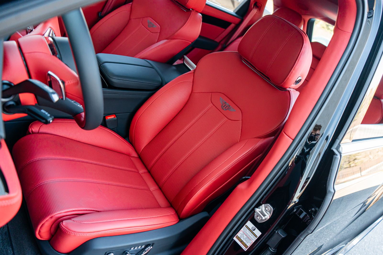 2024 Bentley Bentayga Base - Photo 25