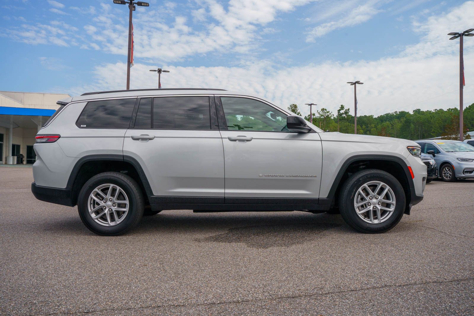 Used 2024 Jeep Grand Cherokee L SUV