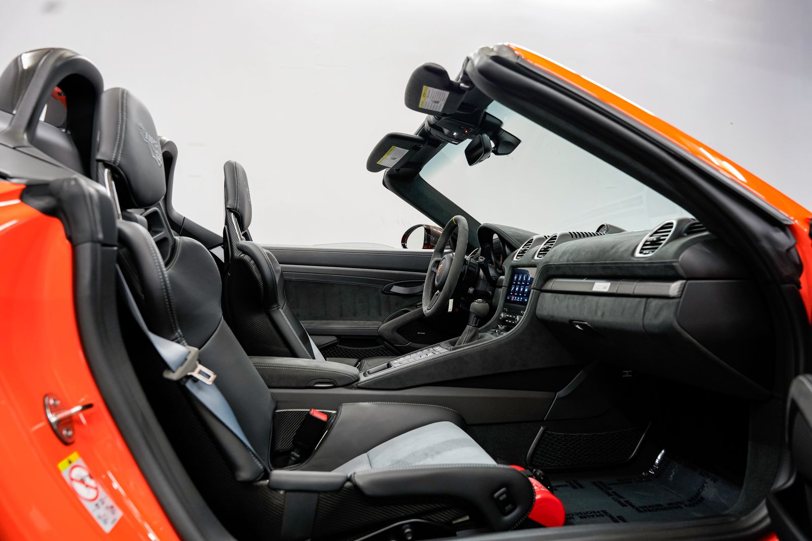 2024 Porsche 718 Spyder RS — photo 24