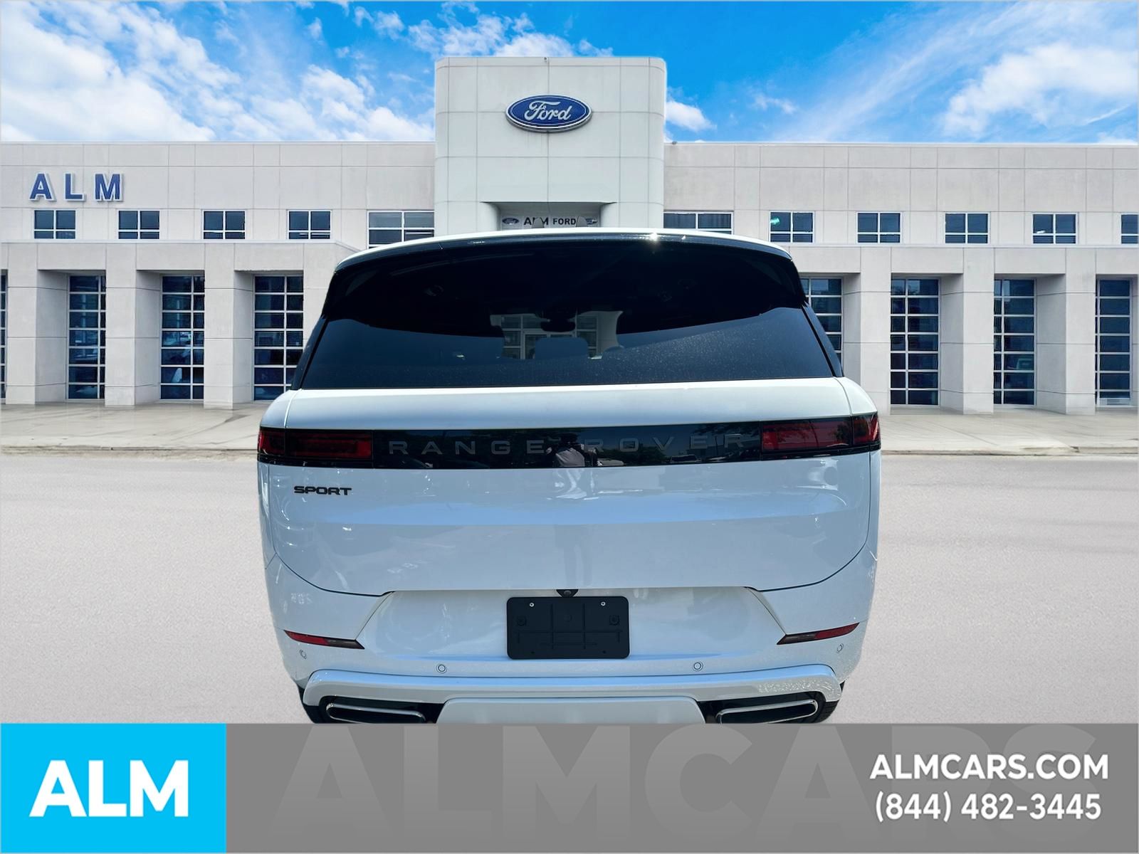 Used 2025 White Land Rover Dynamic SE image 6