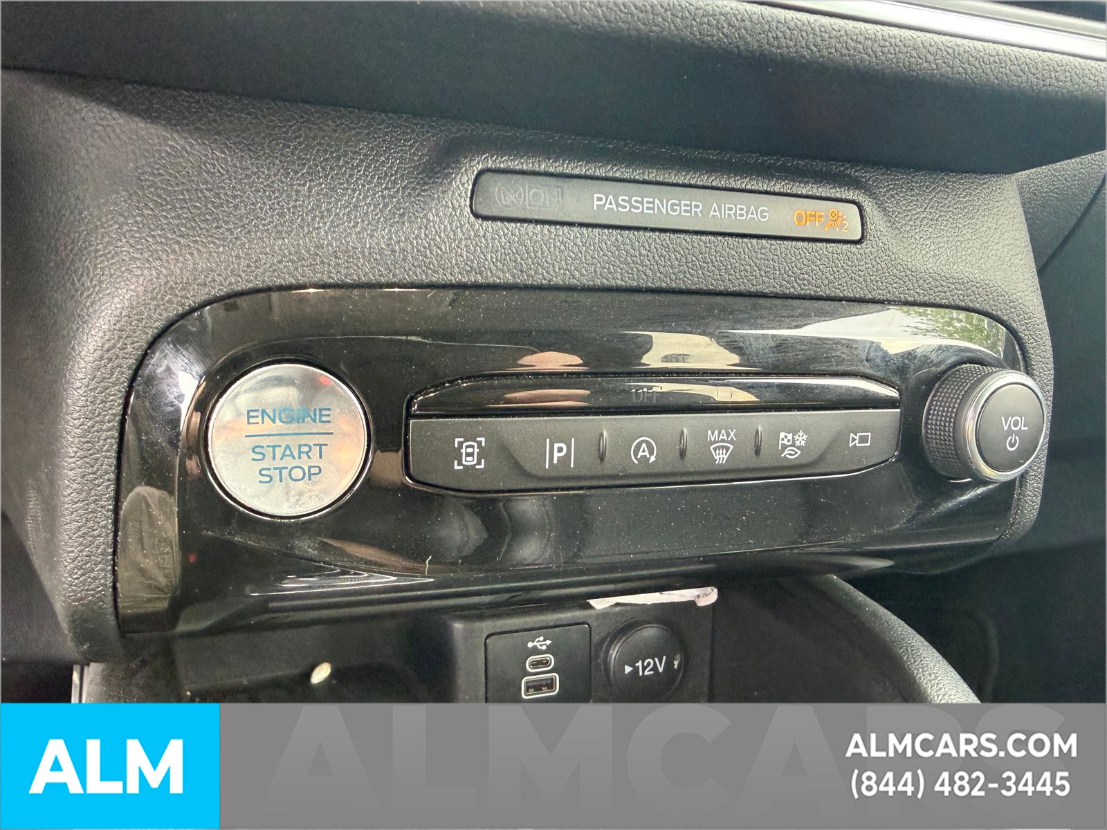 Used 2024 Black Ford Platinum image 17