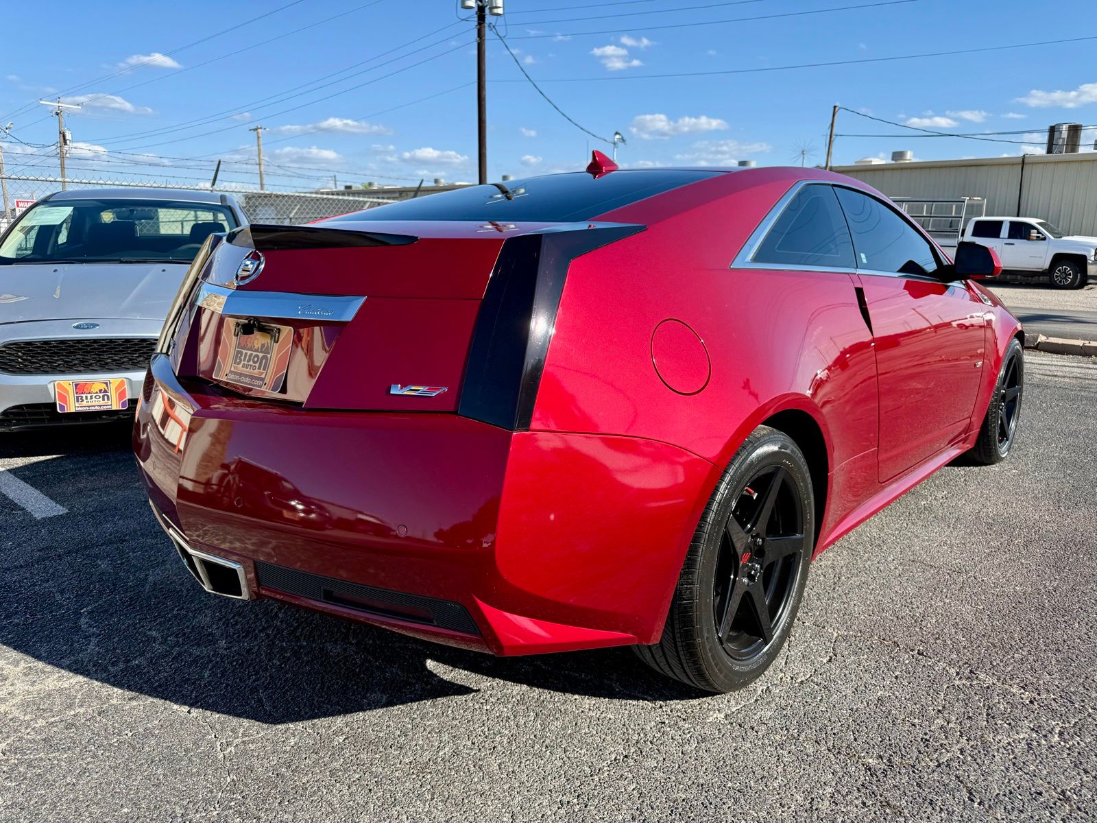 View vehicle photo 3