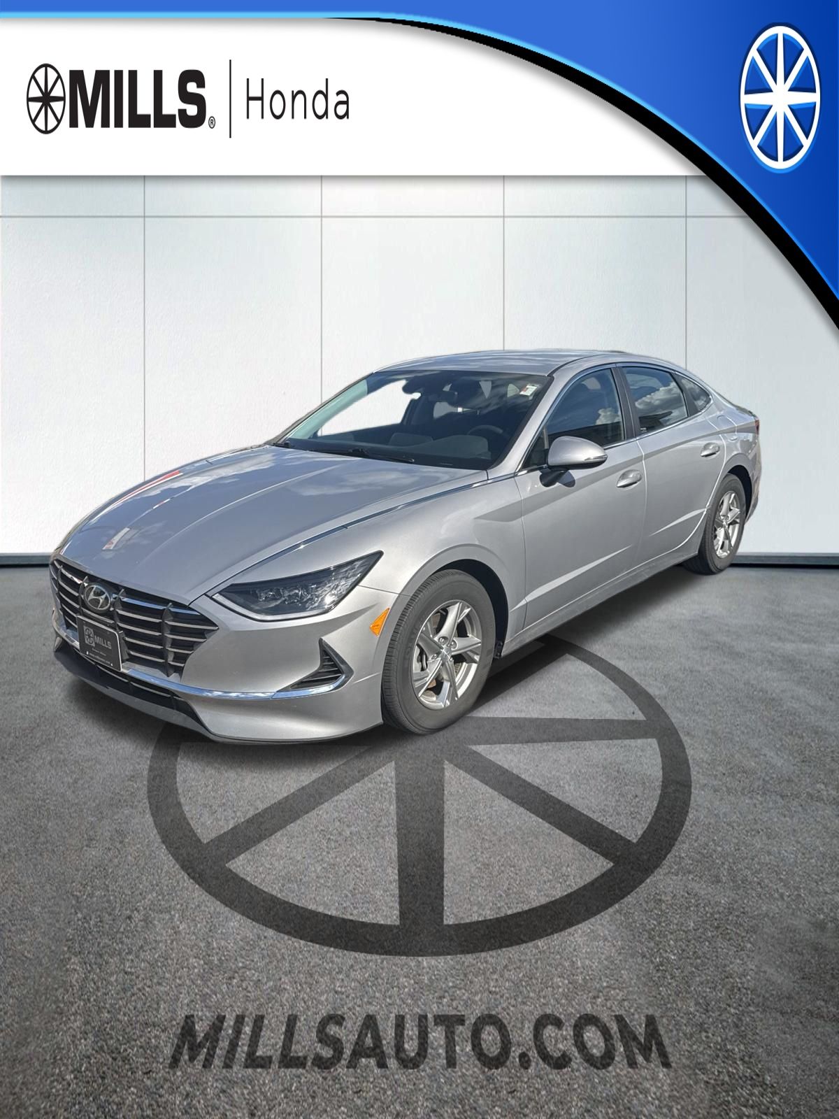 Silver 2023 Hyundai Sonata Sedan Front-Wheel Drive 8-Speed Automatic