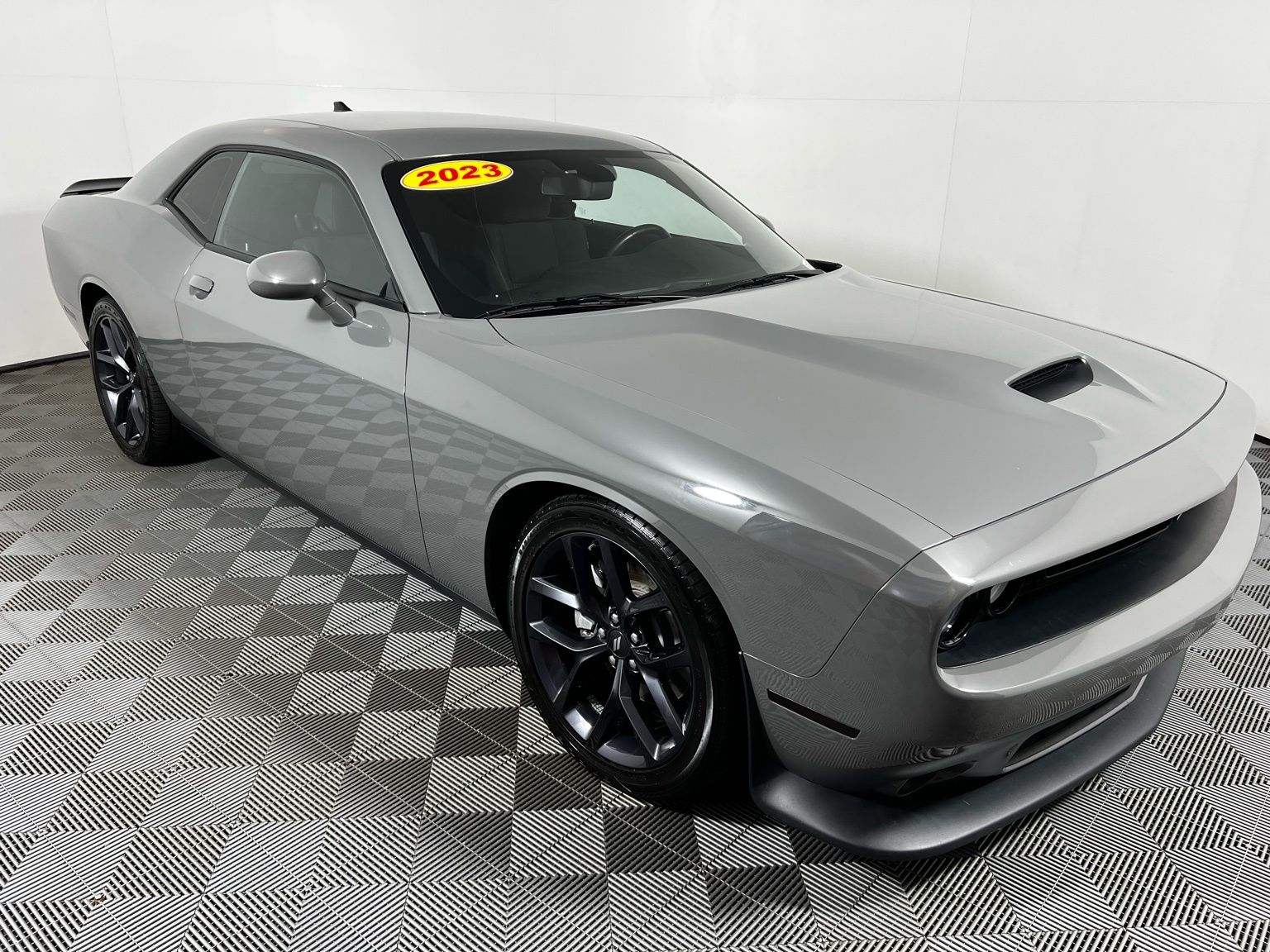 Thumbnail: 2023 Dodge Challenger - 3