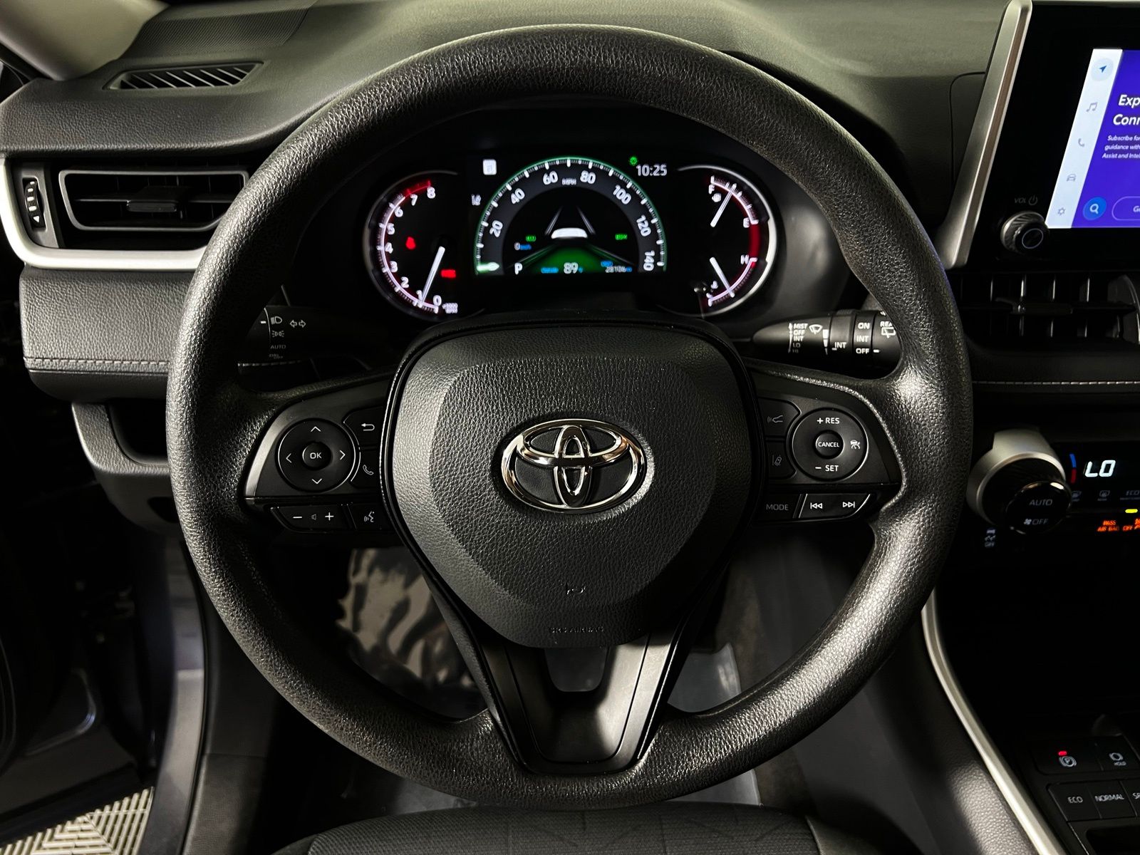 Thumbnail: 2025 Toyota RAV4 - 15