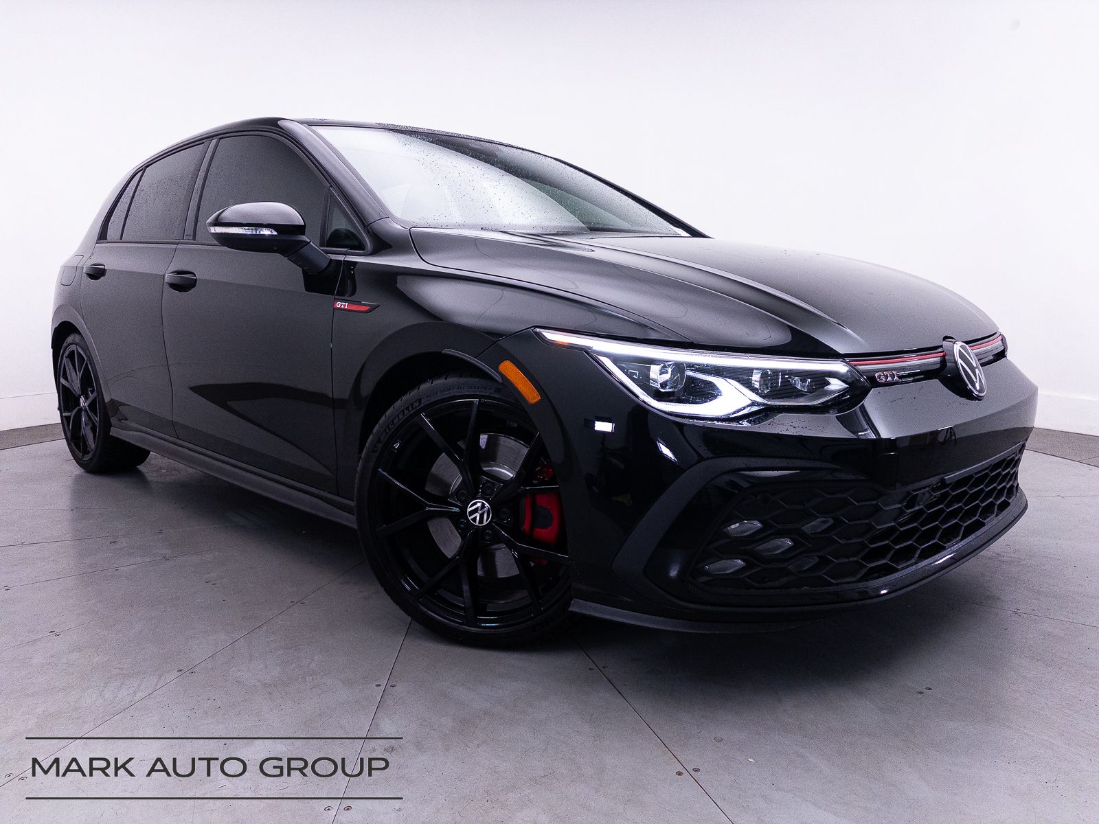 2024 Volkswagen Golf GTI SE
