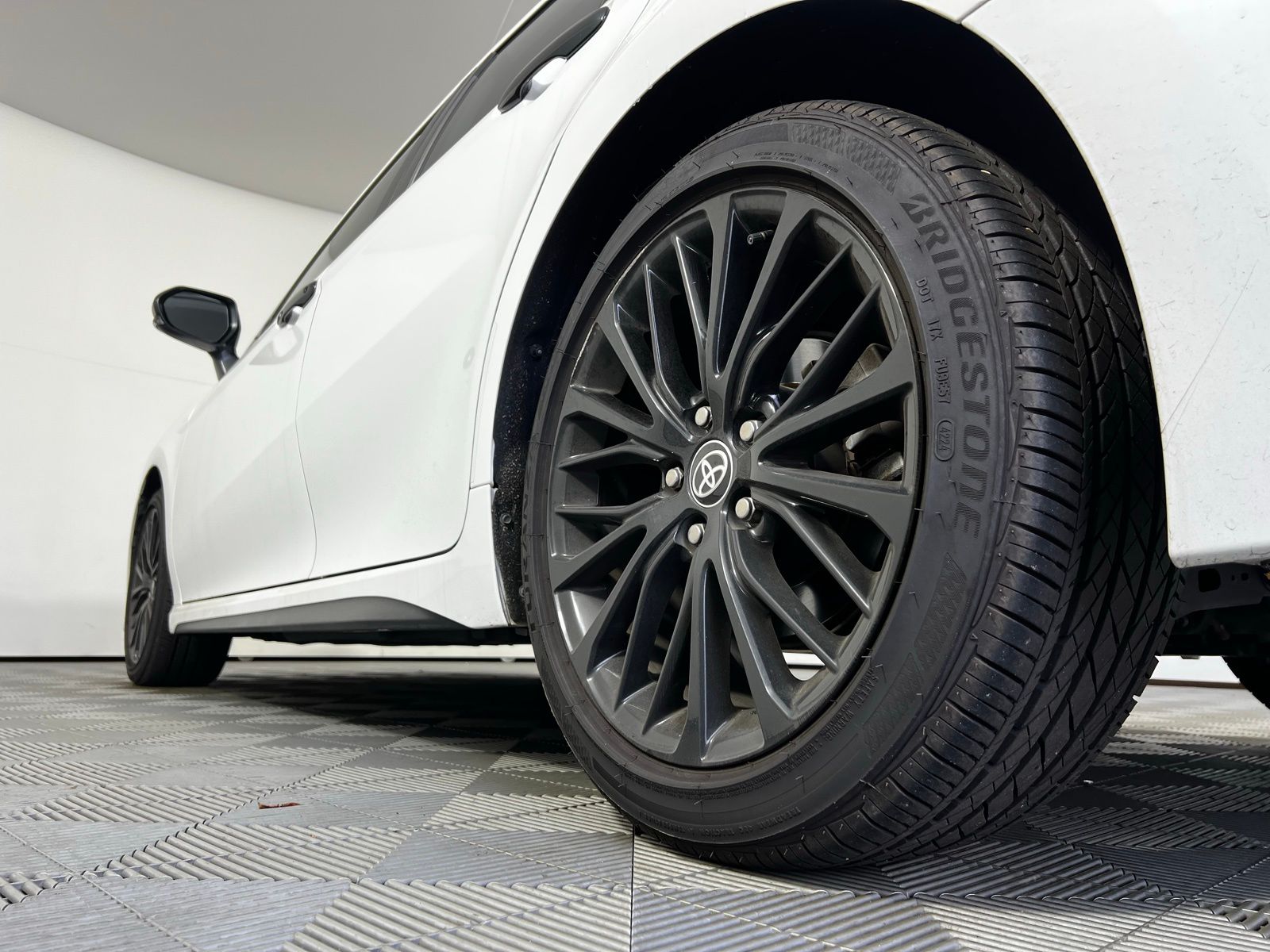 Thumbnail: 2022 Toyota Camry - 7